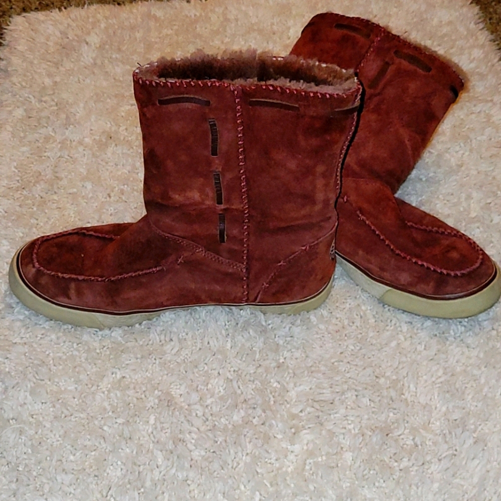 UGG boots kind of sporty kind of boho